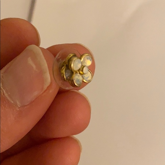 Anthropologie floral earring post set - Picture 5 of 6